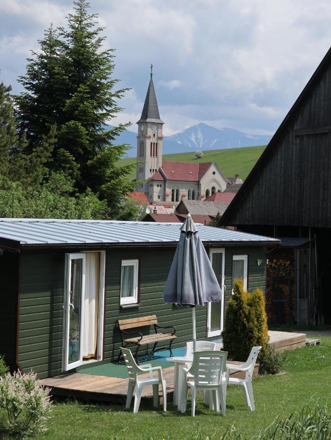 Vila Privat Ave-Mobilhaus Liptovský Mikuláš Exteriér fotografie